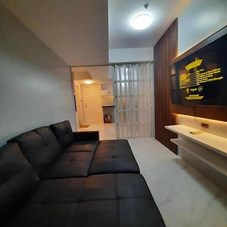 Beach Front Living In The Heart Of The City, Azure Residences Маніла Екстер'єр фото