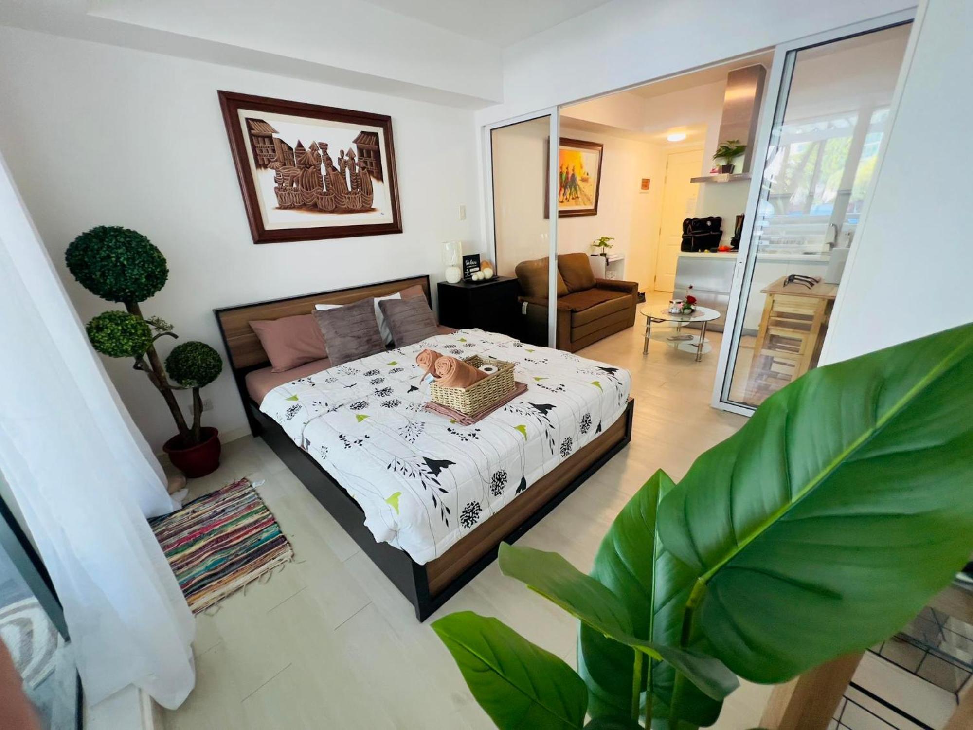 Beach Front Living In The Heart Of The City, Azure Residences Маніла Екстер'єр фото
