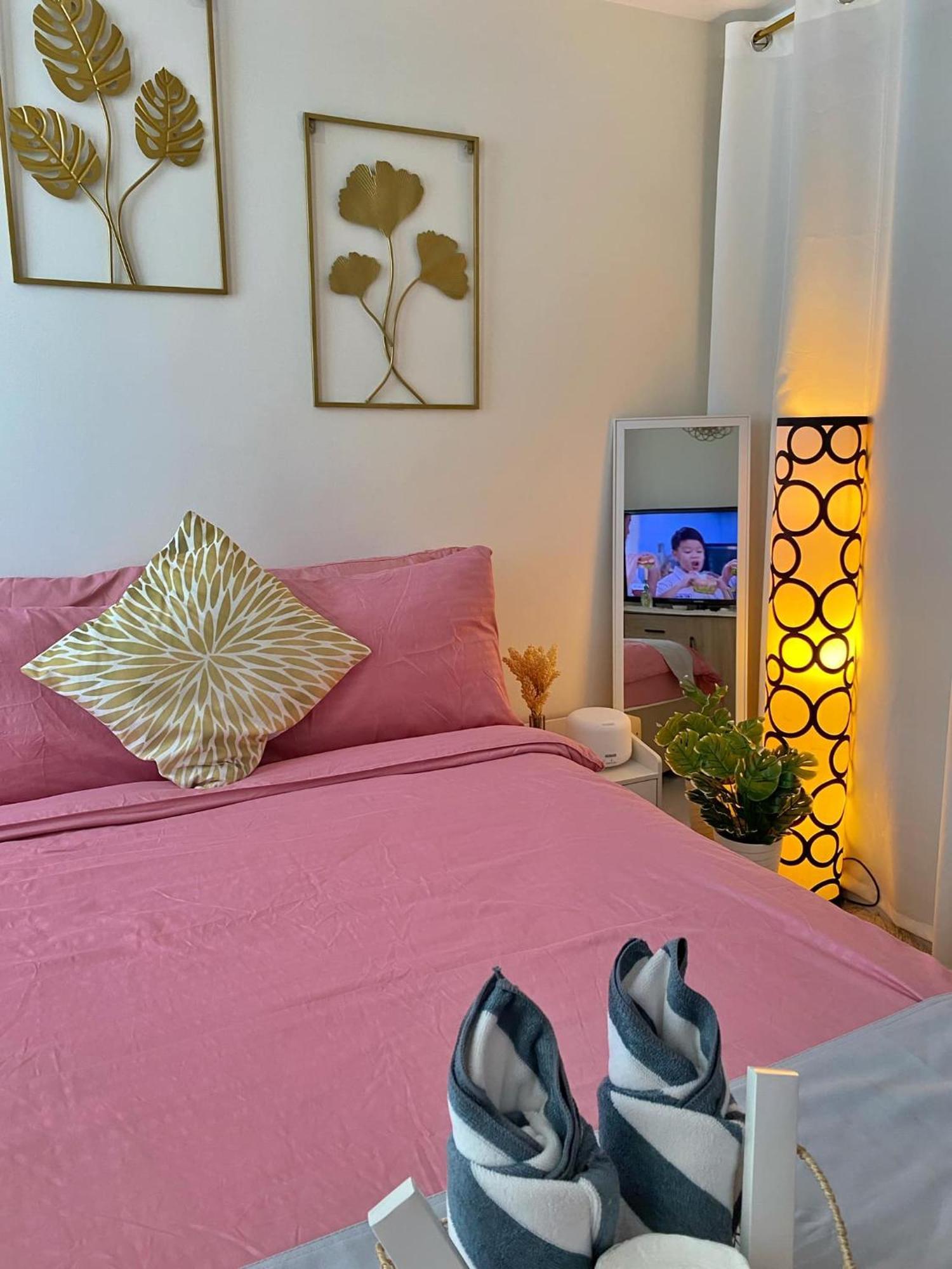Beach Front Living In The Heart Of The City, Azure Residences Маніла Екстер'єр фото