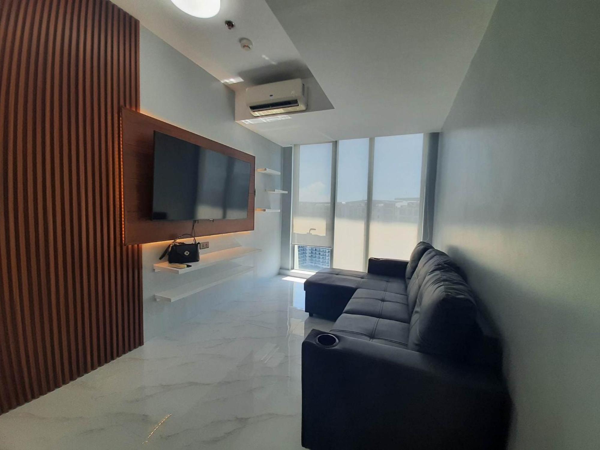 Beach Front Living In The Heart Of The City, Azure Residences Маніла Екстер'єр фото