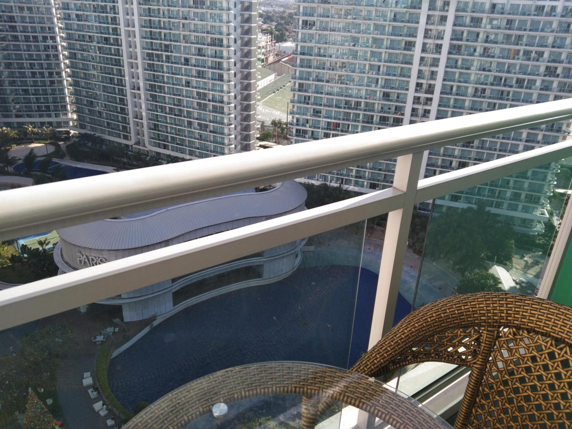 Beach Front Living In The Heart Of The City, Azure Residences Маніла Екстер'єр фото
