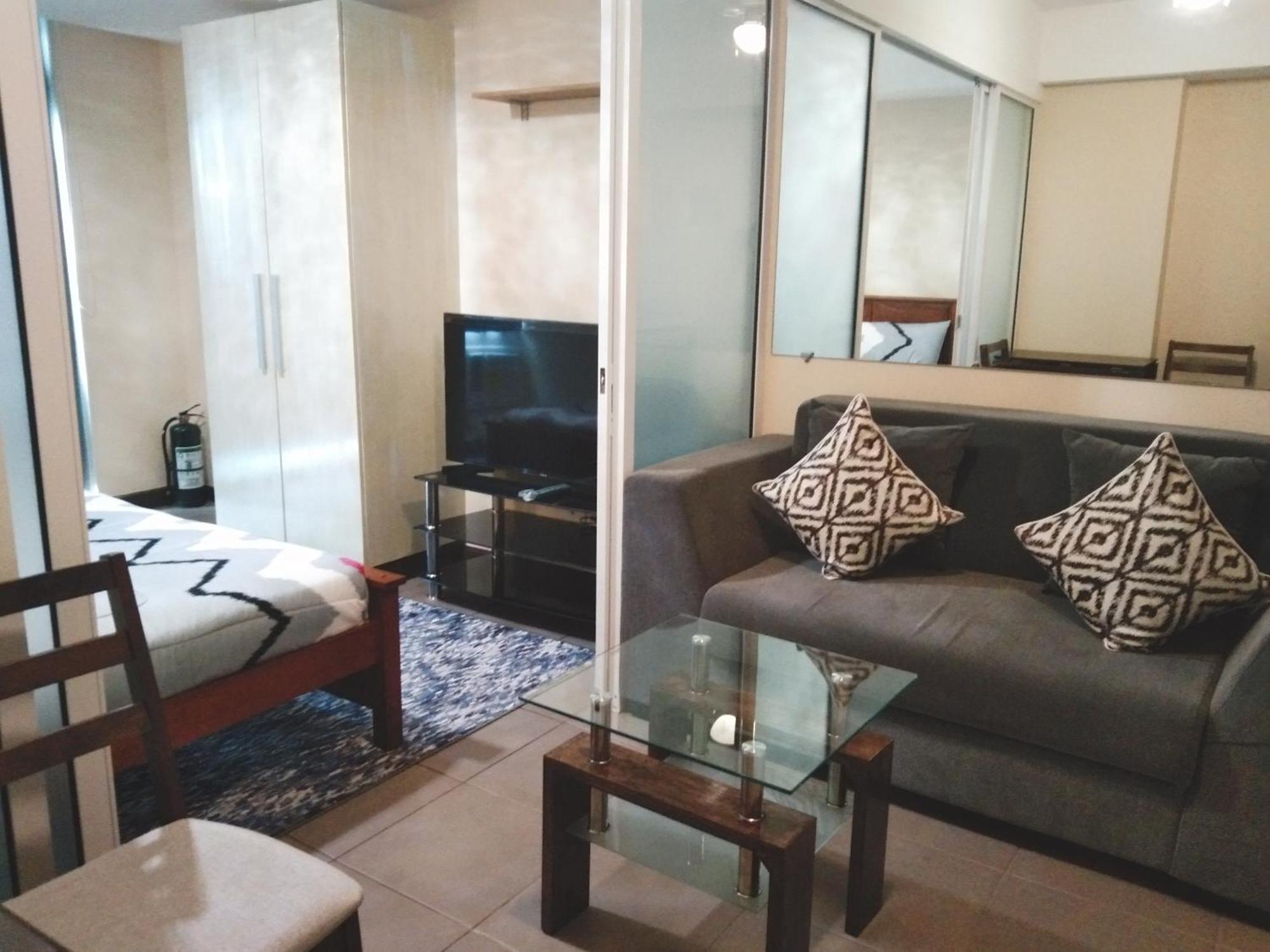 Beach Front Living In The Heart Of The City, Azure Residences Маніла Екстер'єр фото